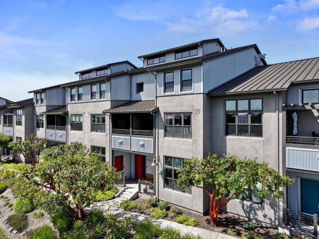 Oakland, CA 94601,2853 Regatta DR