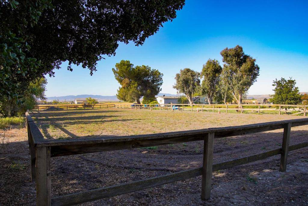 Hollister, CA 95023,6200 Frye LN