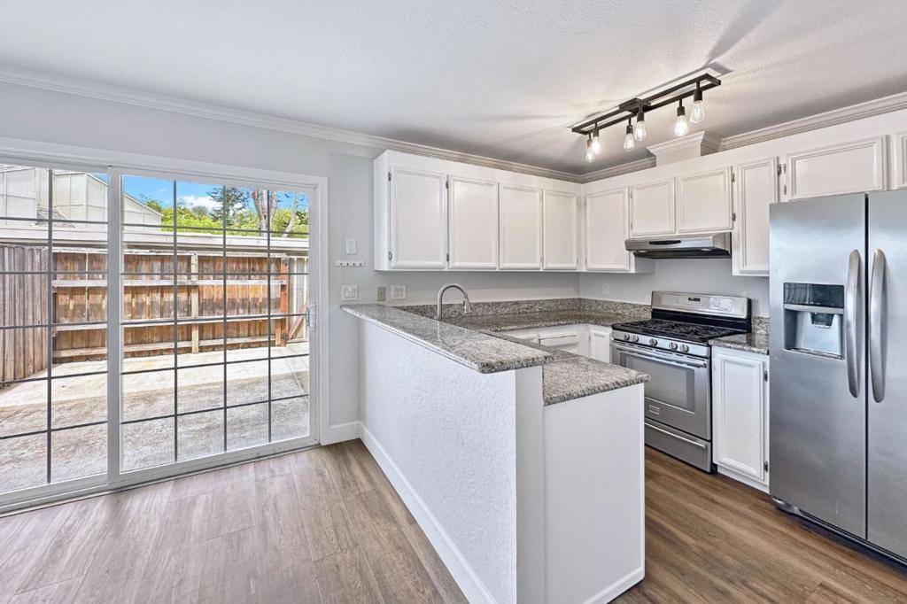 Pacifica, CA 94044,1249 Rosita RD