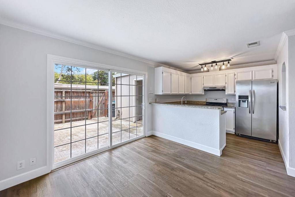 Pacifica, CA 94044,1249 Rosita RD