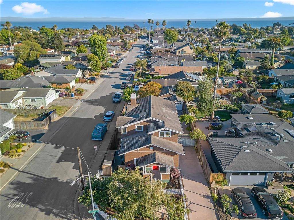 Santa Cruz, CA 95060,1901 Delaware AVE