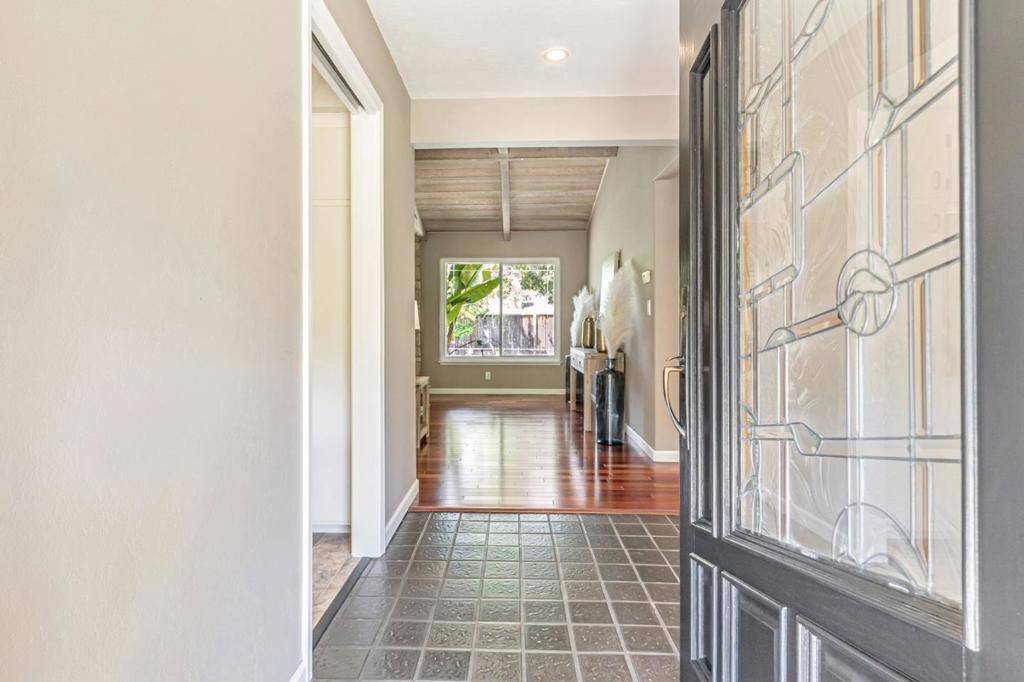 Saratoga, CA 95070,18931 Cyril PL