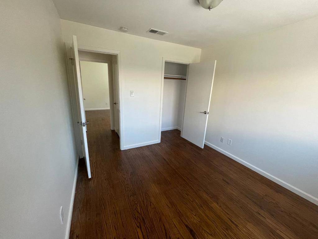 Pacifica, CA 94044,204 Lauren