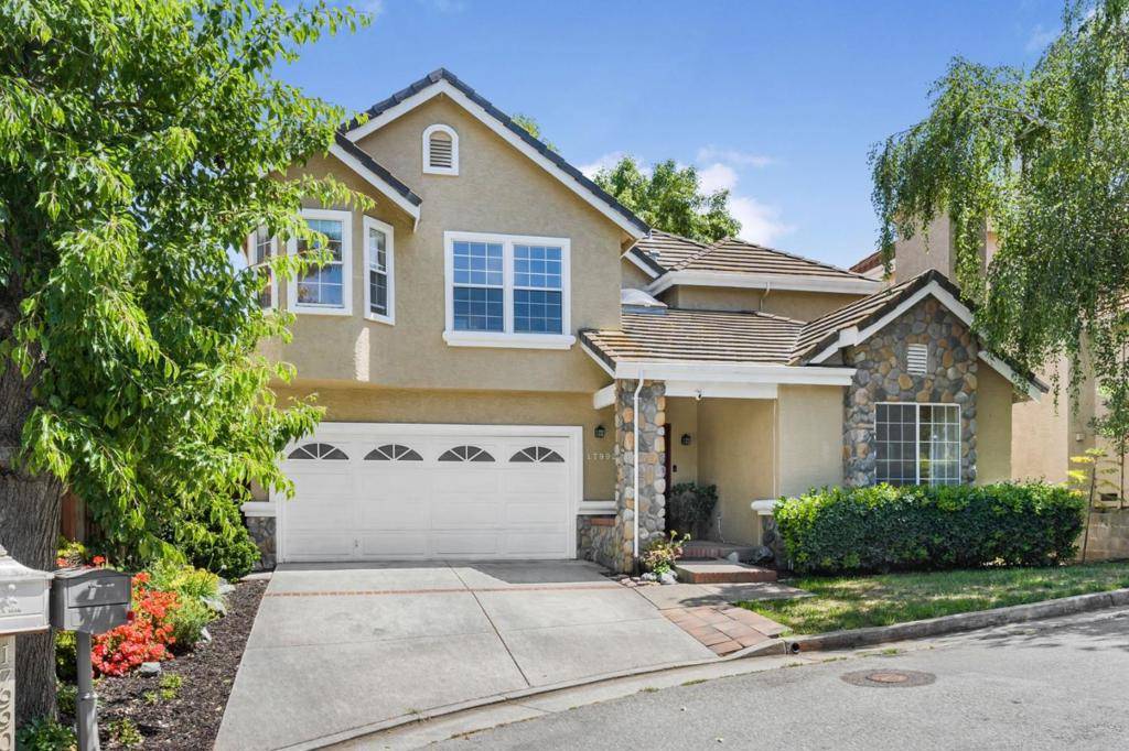 Morgan Hill, CA 95037,17992 Hillwood LN