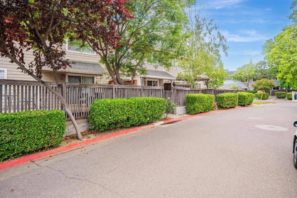 Davis, CA 95616,3090 Woods CIR