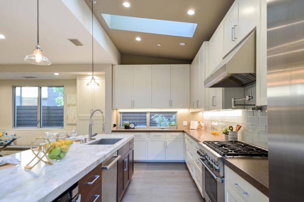 Palo Alto, CA 94303,0 Channing AVE