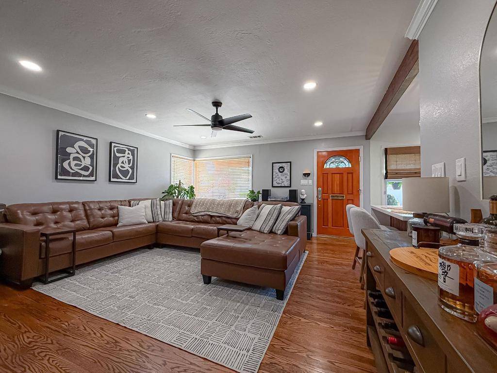 San Leandro, CA 94577,1250 Douglas CT