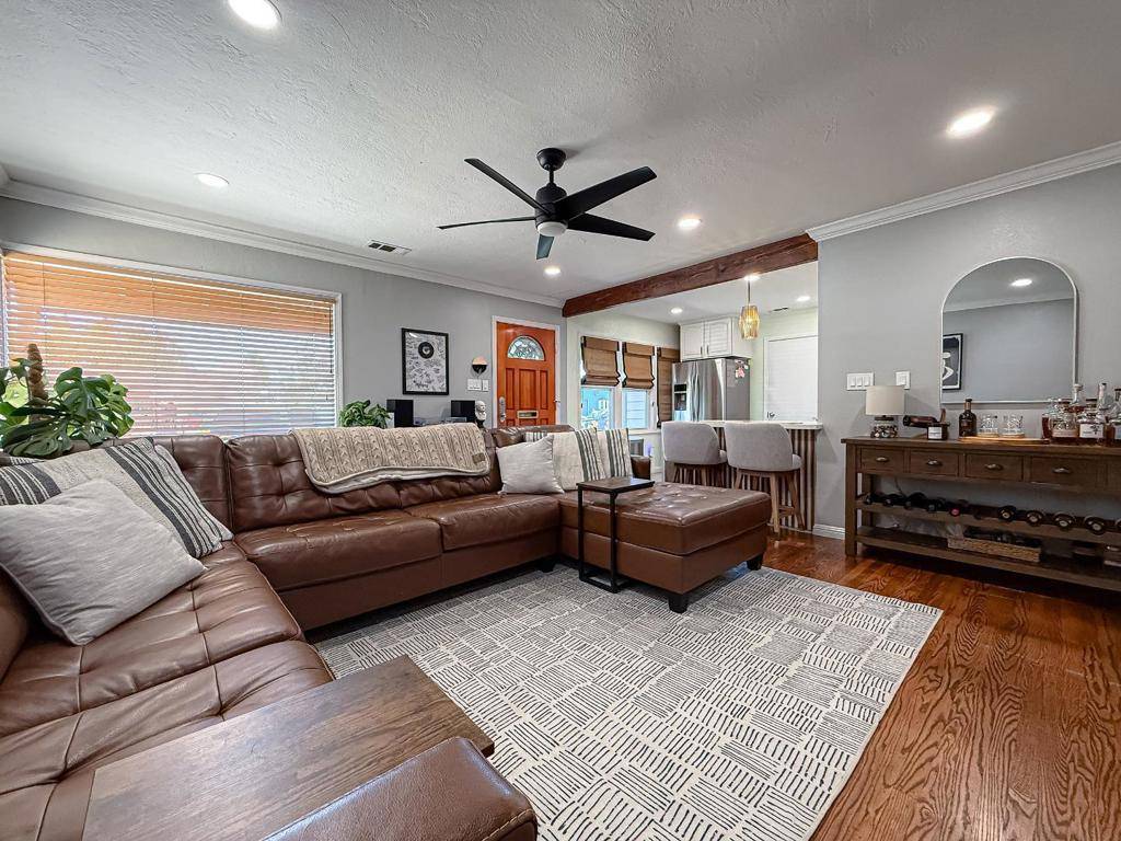San Leandro, CA 94577,1250 Douglas CT