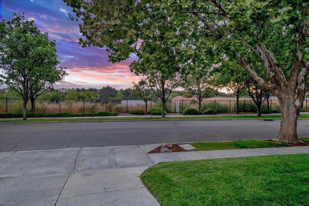 Fremont, CA 94536,37808 Appletree CT