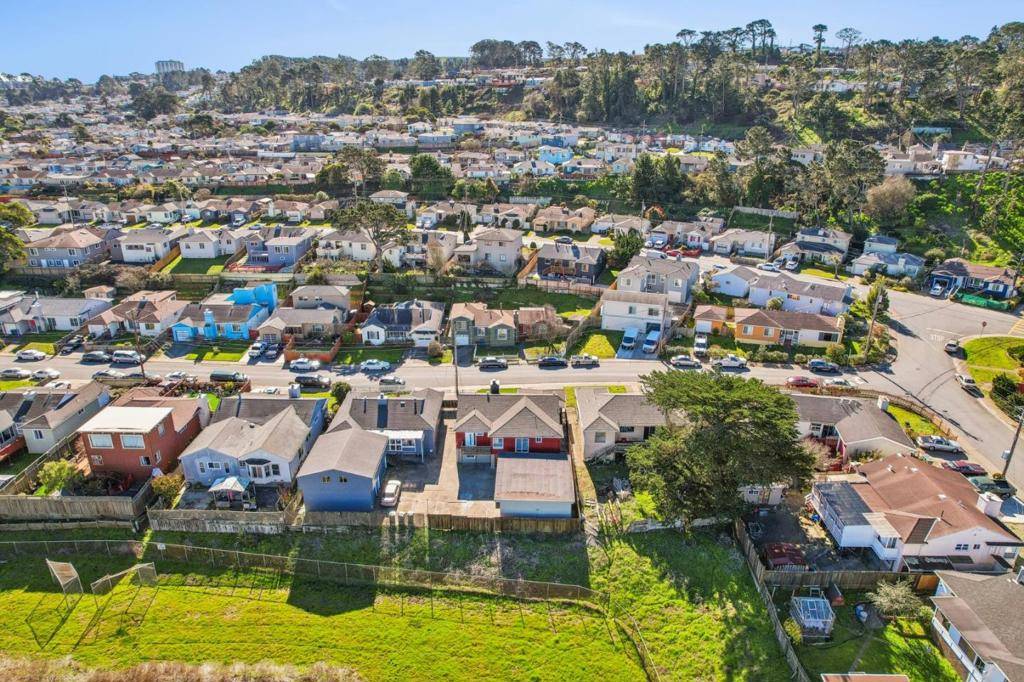 Daly City, CA 94015,768 Stewart AVE