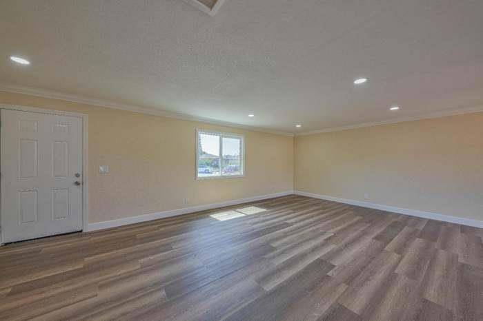 Gonzales, CA 93926,628 DelMonte CIR