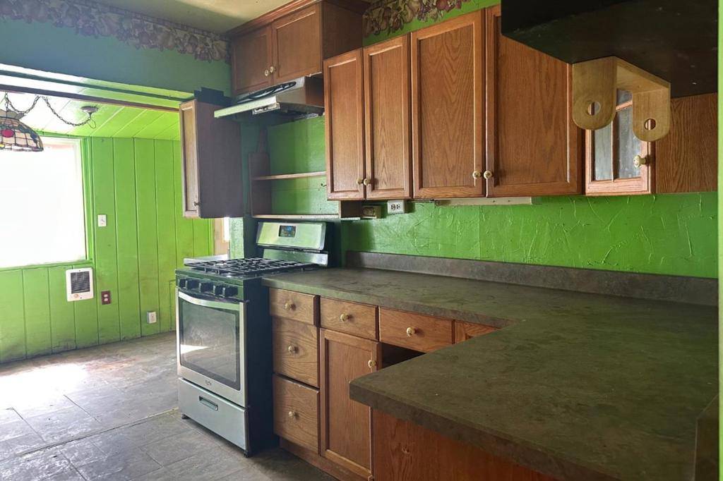 Pacifica, CA 94044,487 Brighton RD