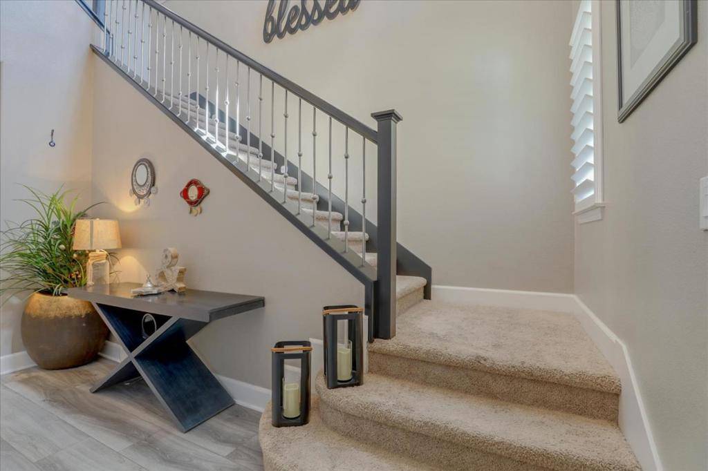 Gilroy, CA 95020,6062 Pipit WAY