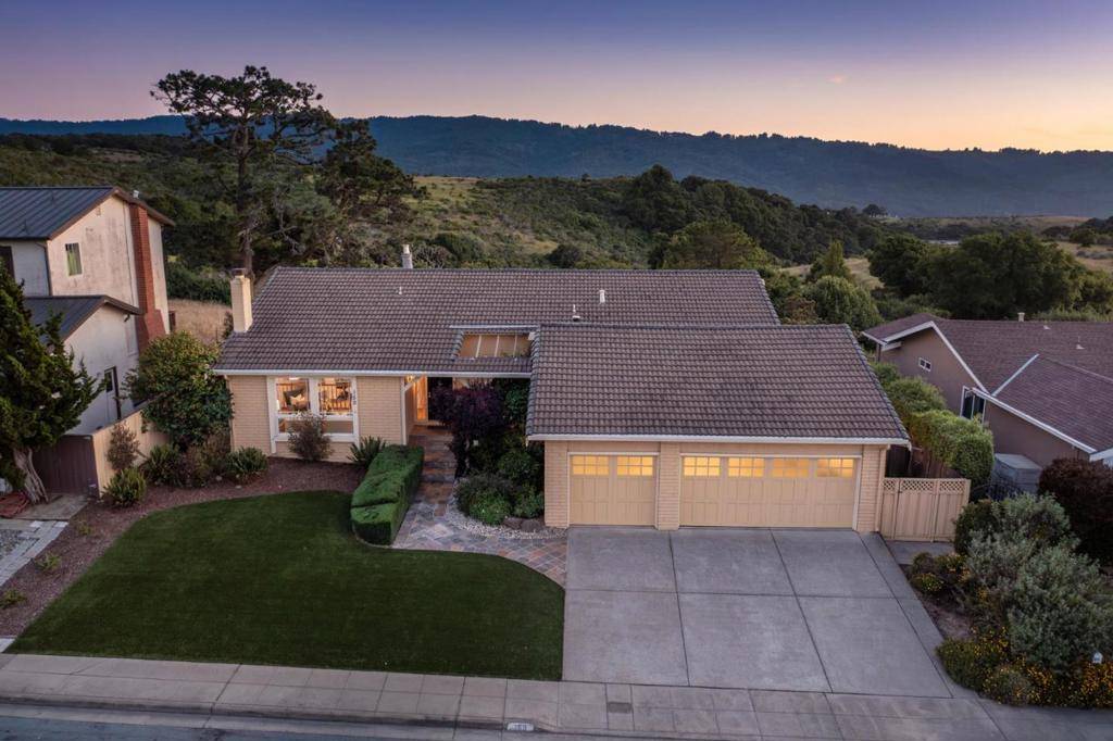 San Carlos, CA 94070,150 Crestview DR
