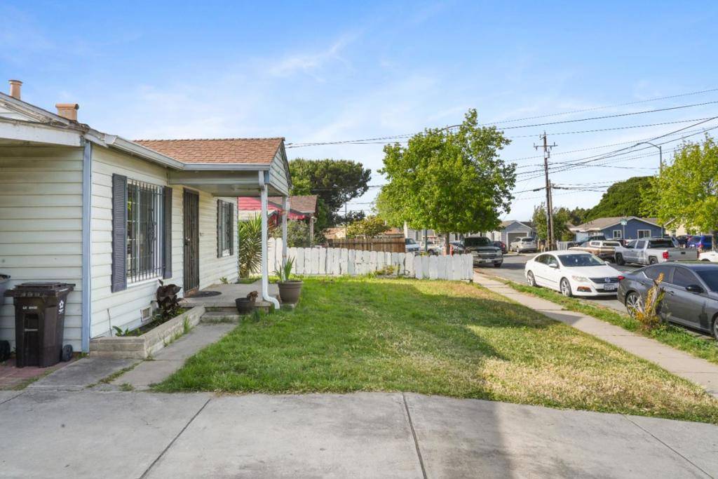 Salinas, CA 93905,129 N Filice ST
