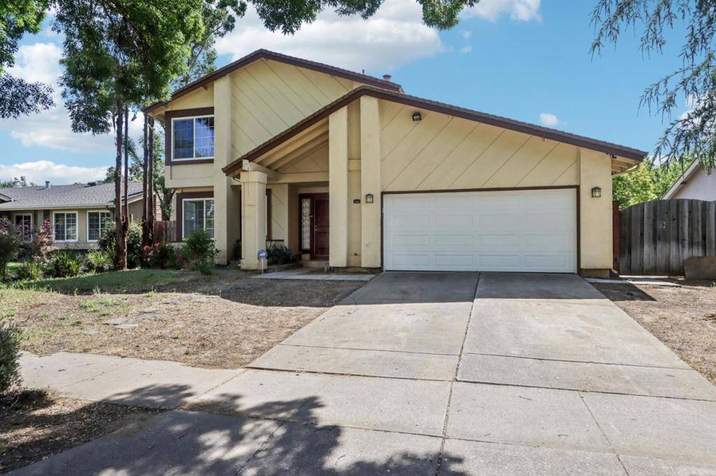 Gilroy, CA 95020,7433 Crawford DR