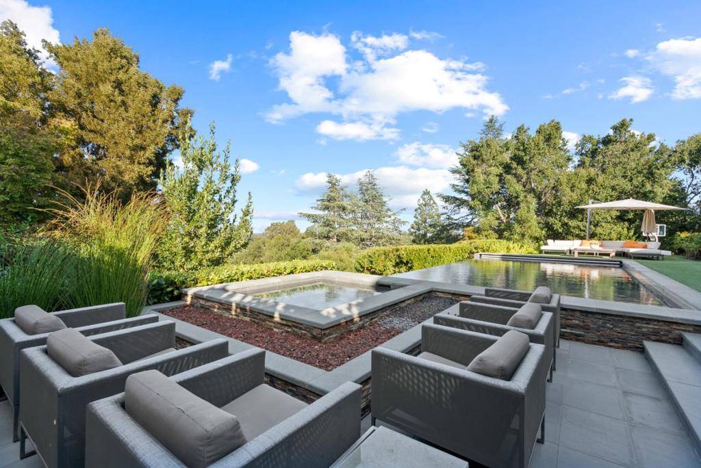 Los Altos Hills, CA 94022,26960 Orchard Hill LN