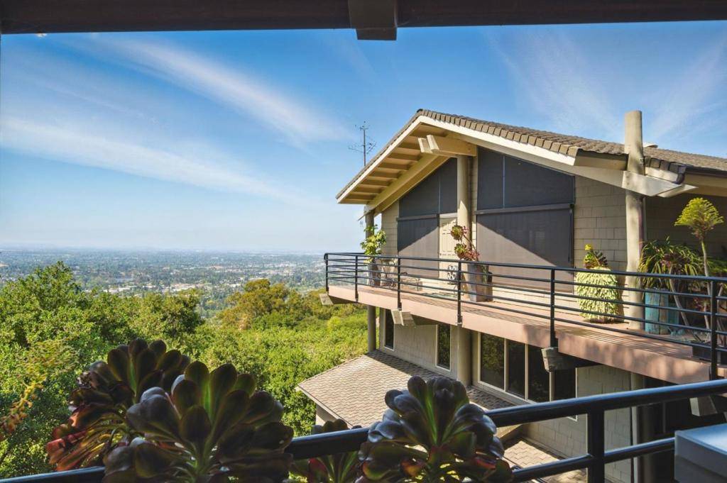 Los Gatos, CA 95030,16190 Maya WAY