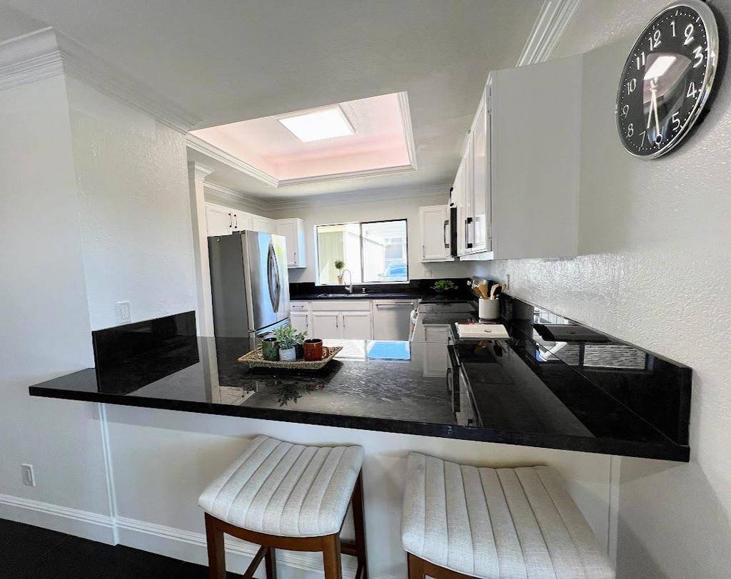 Foster City, CA 94404,801 Ram LN