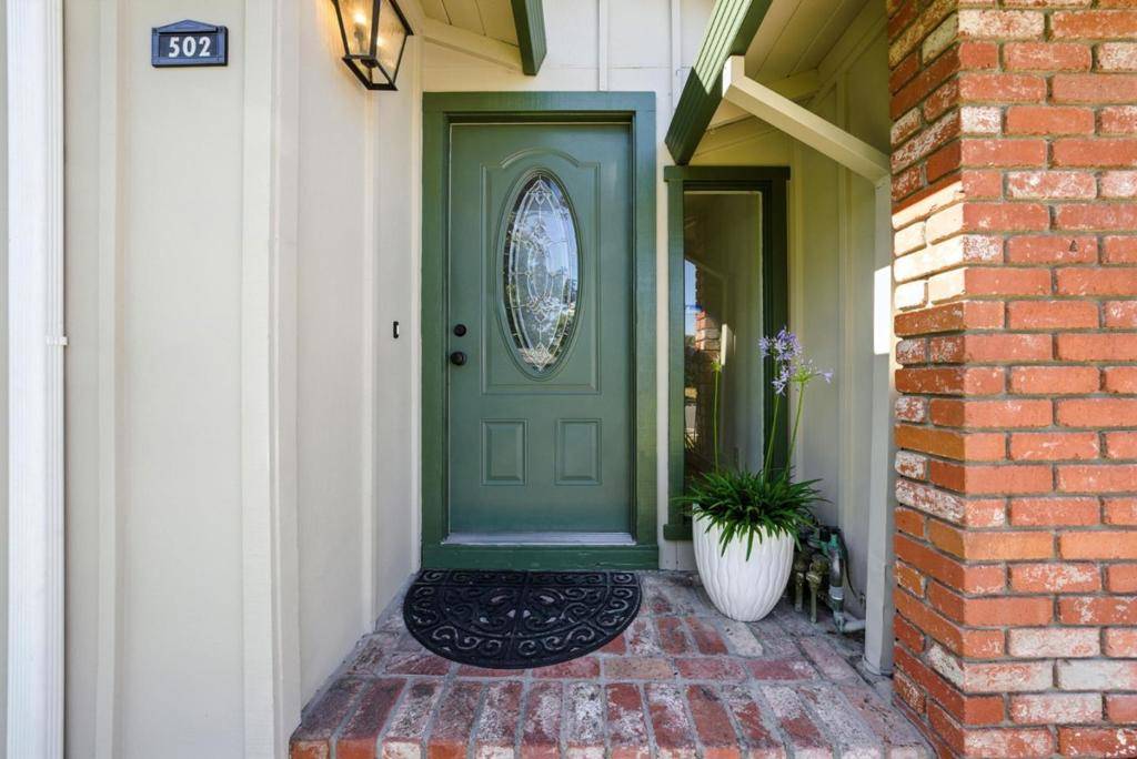 San Jose, CA 95123,502 Sioux LN