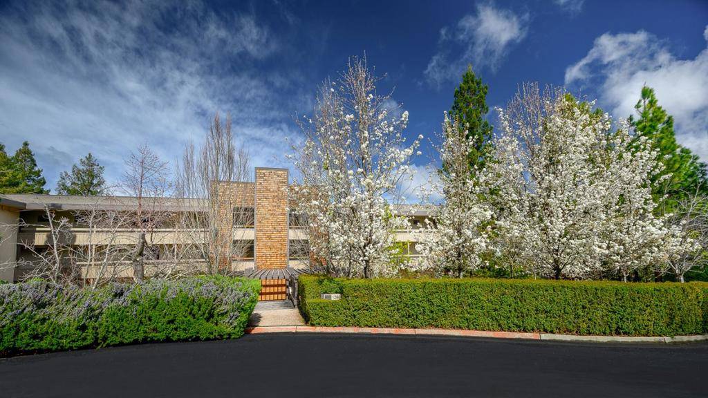 Menlo Park, CA 94025,1280 Sharon Park DR #27