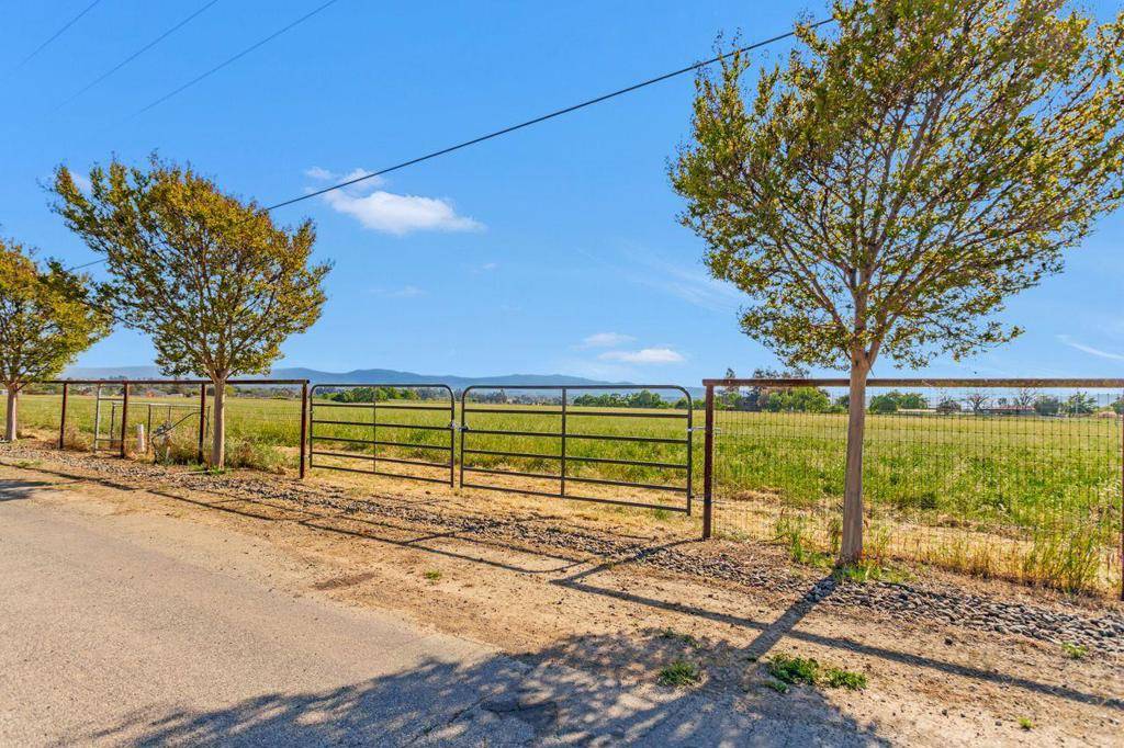 Hollister, CA 95023,0 Lot #2 Bluff DR