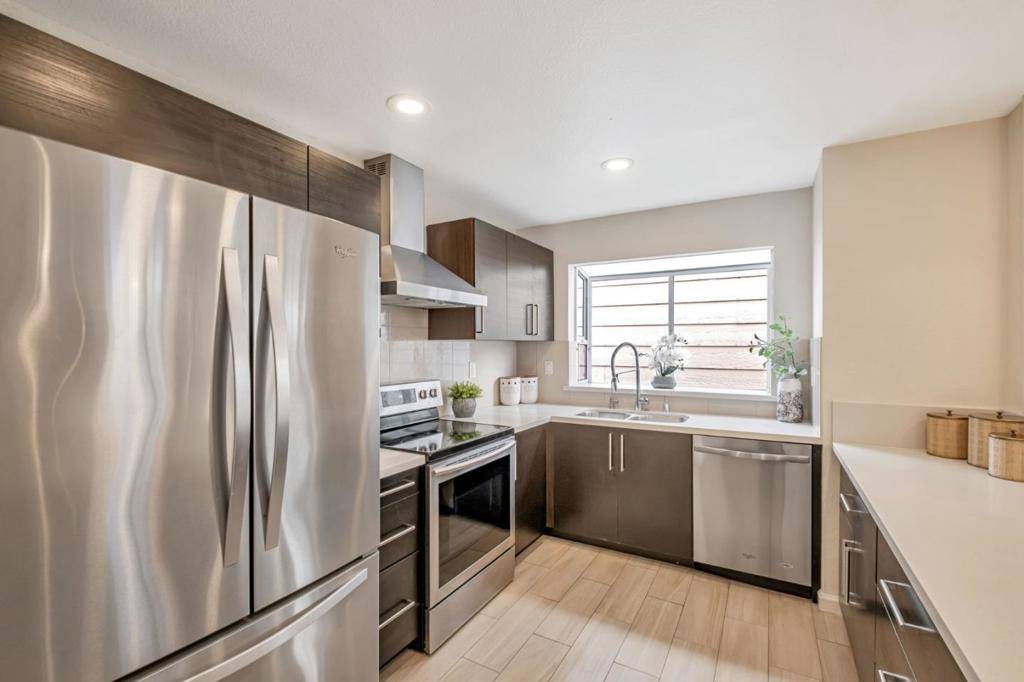 Newark, CA 94560,39725 Potrero DR
