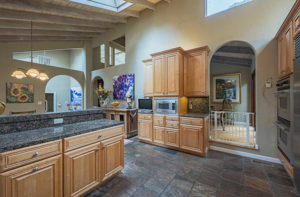 Pebble Beach, CA 93953,1093 Presidio RD