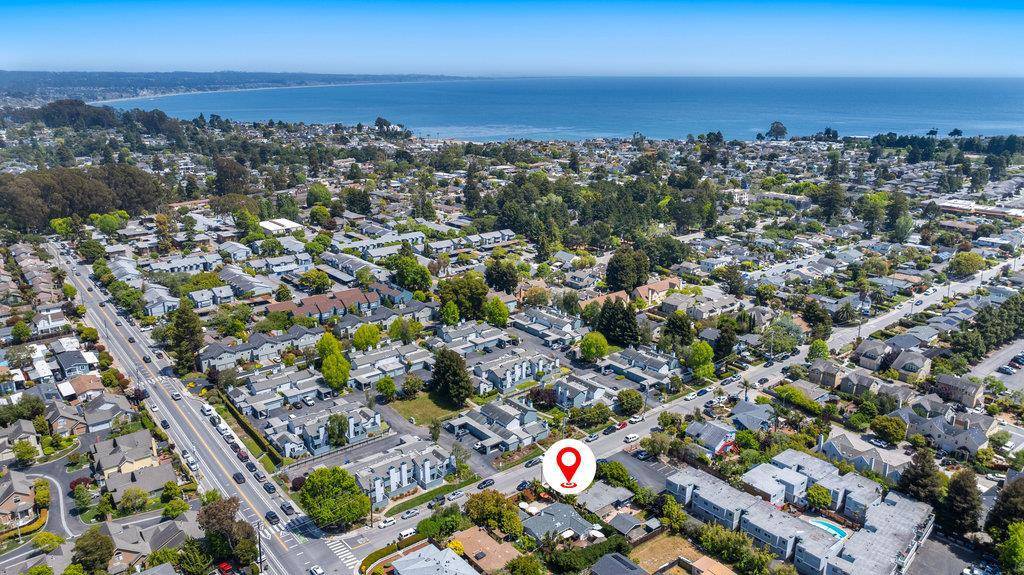 Capitola, CA 95010,1965 42nd AVE