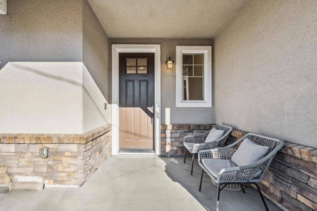 Castro Valley, CA 94546,2709 Delaney CT
