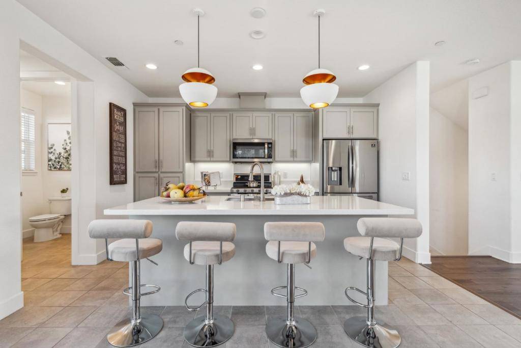 Castro Valley, CA 94546,2709 Delaney CT