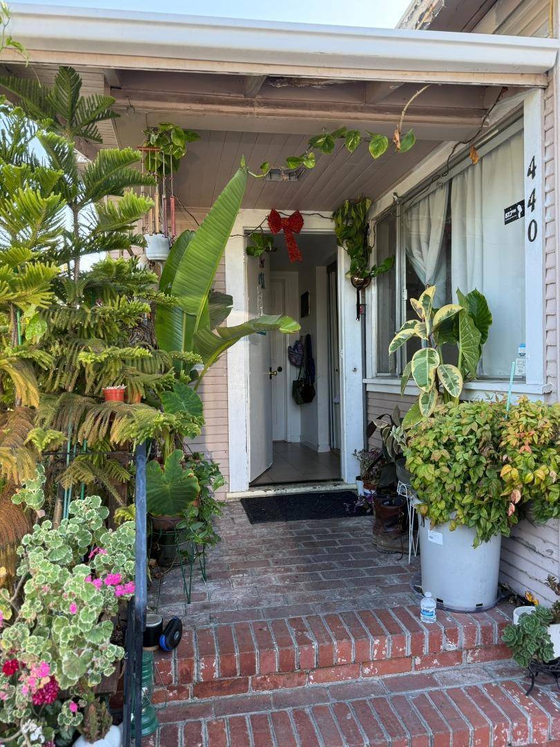 Redwood City, CA 94061,440 Madison AVE