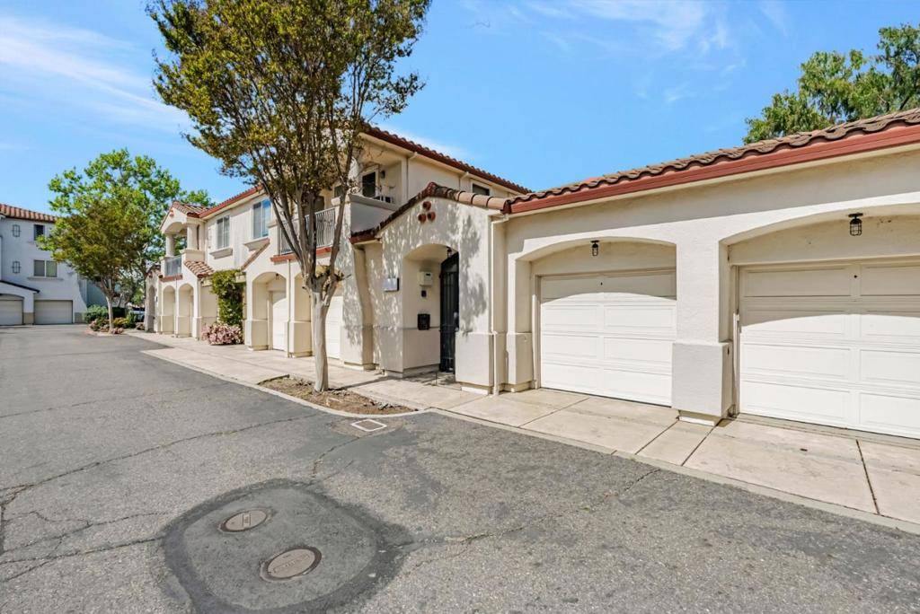 Union City, CA 94587,35580 Monterra TER #102