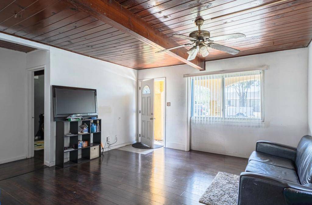 Salinas, CA 93906,1208 Ramona AVE