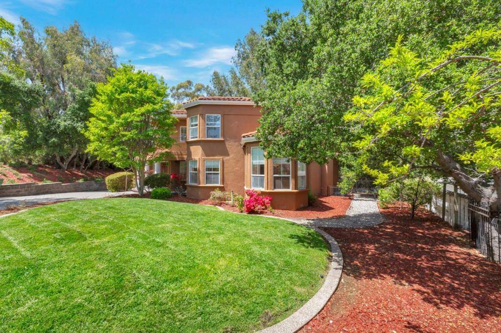 Saratoga, CA 95070,12189 Parker Ranch RD