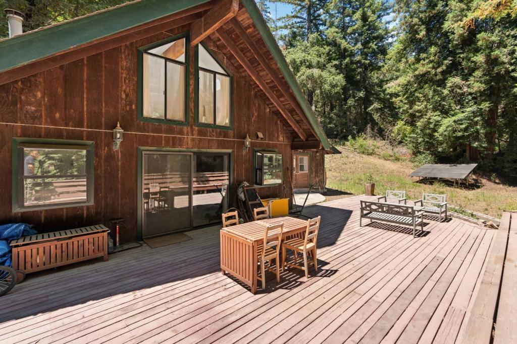 Los Gatos, CA 95033,2305 Bear Canyon RD