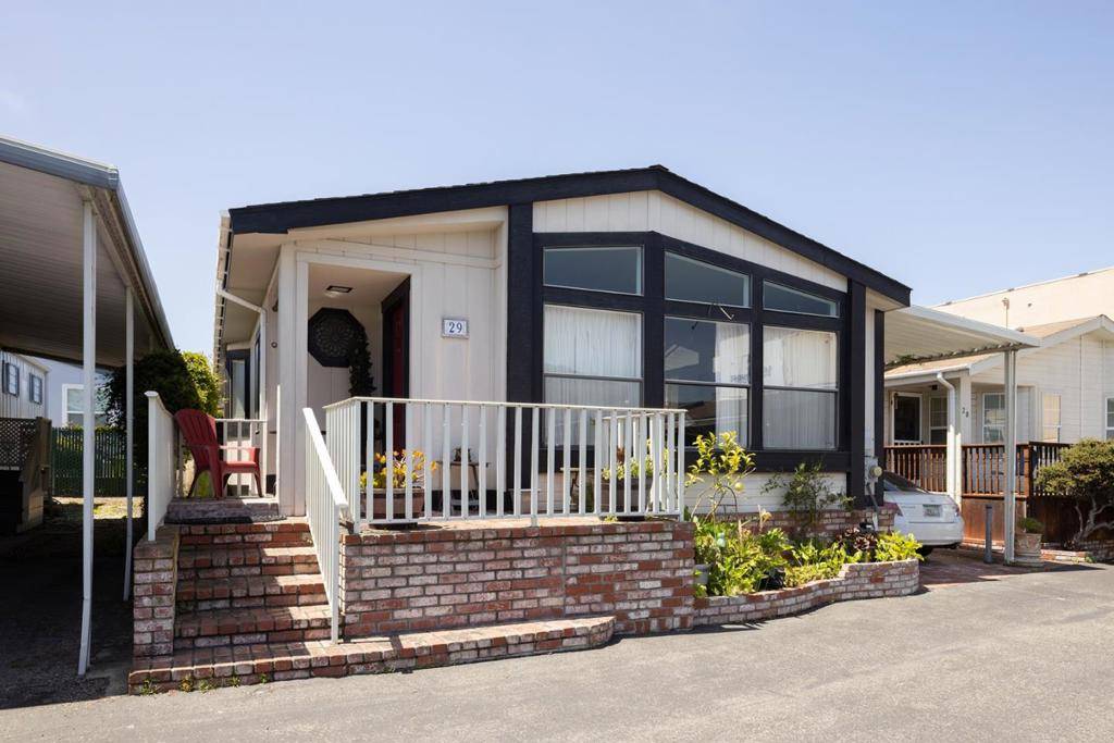 Pacific Grove, CA 93950,700 Briggs AVE