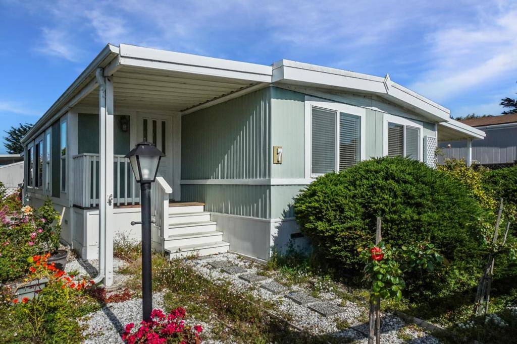 Half Moon Bay, CA 94019,7 Seashell CIR