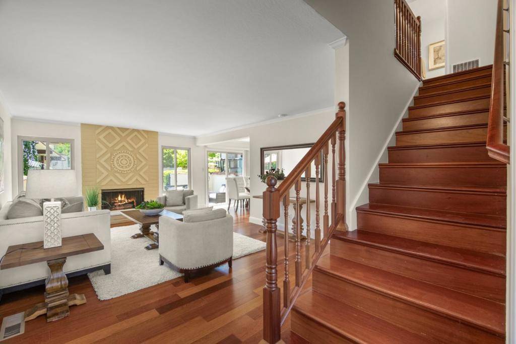 Los Gatos, CA 95032,120 Carlton AVE #23