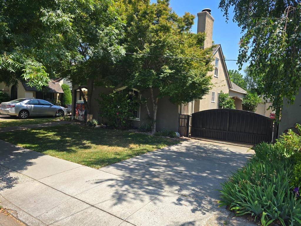 San Jose, CA 95125,1498 Iris CT