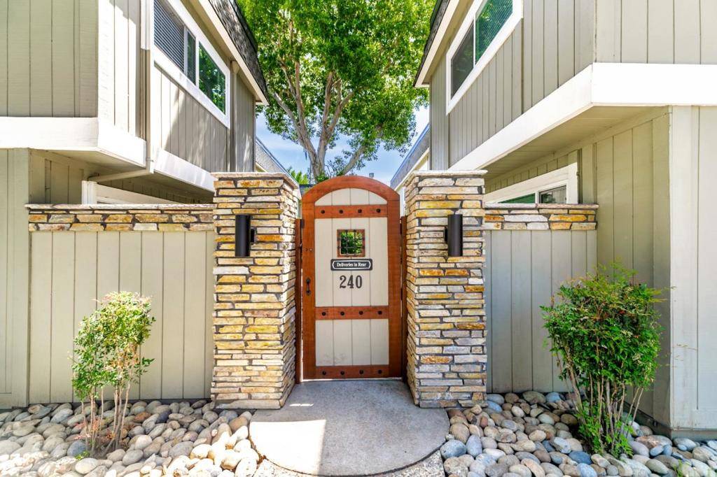 Campbell, CA 95008,240 Union AVE