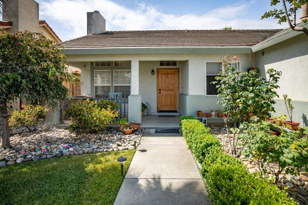 Hollister, CA 95023,1221 Jacqueline DR