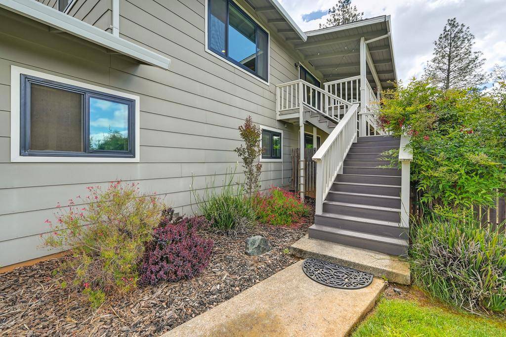 Auburn, CA 95602,2640 Gayle LN