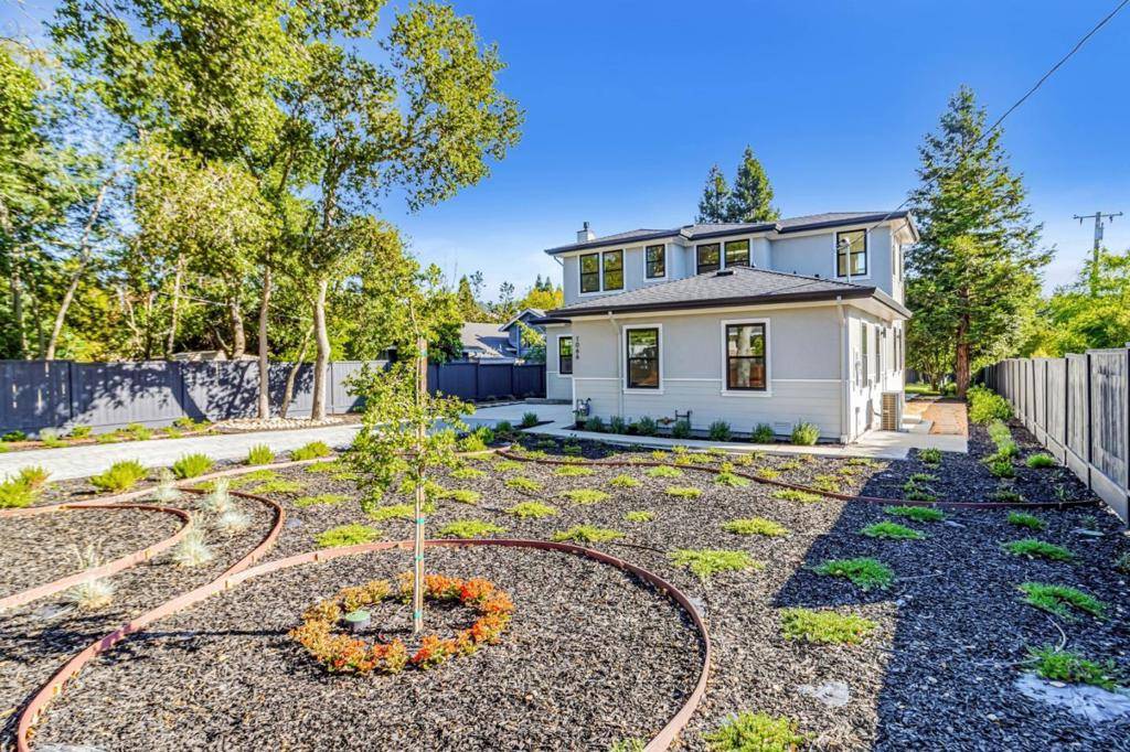 Moraga, CA 94556,1066 Larch AVE