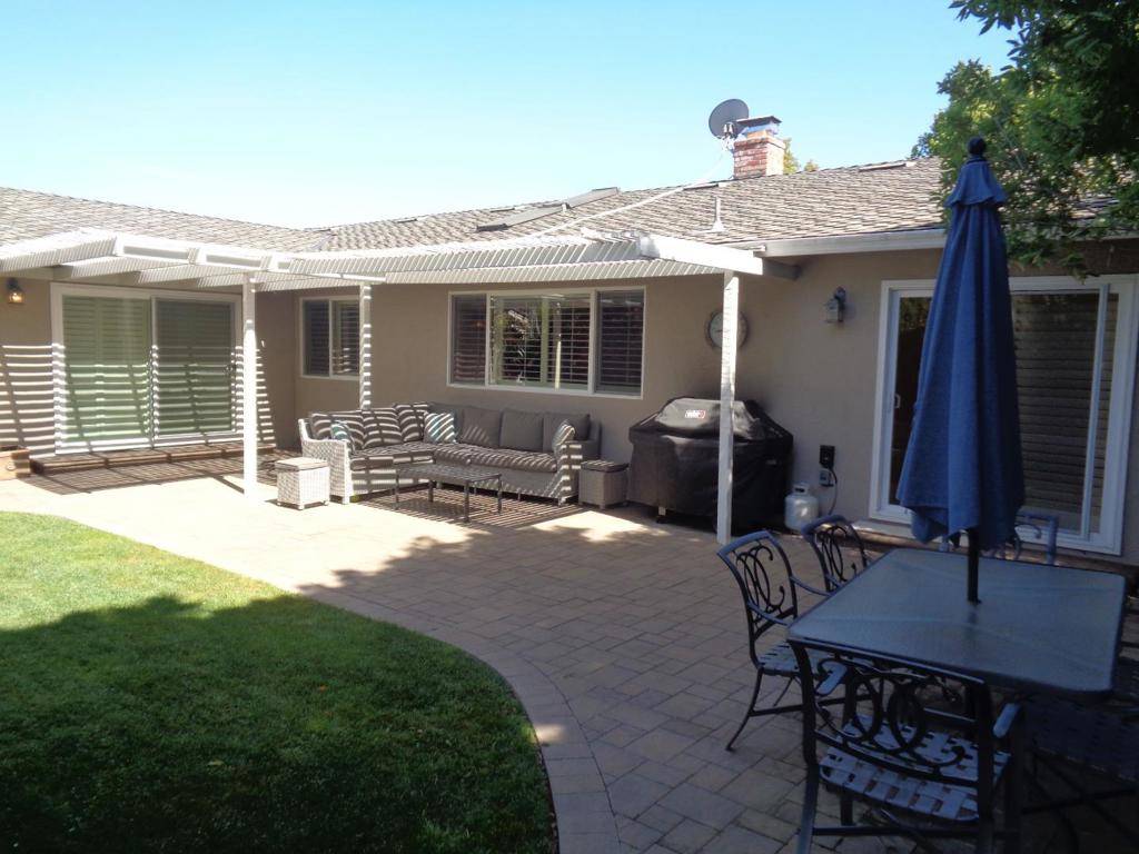 San Jose, CA 95124,2309 Walden SQ