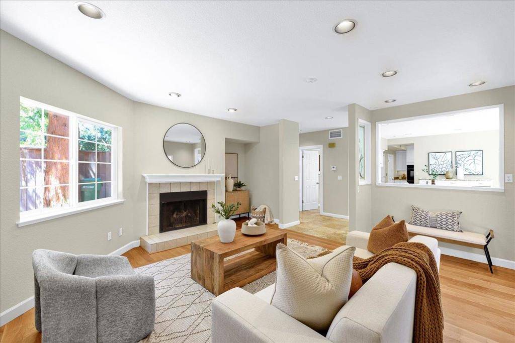 Saratoga, CA 95070,20486 Pierce RD