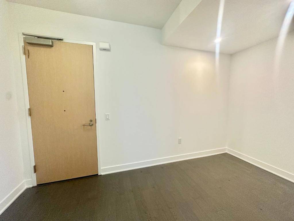 San Francisco, CA 94105,318 Main ST #5I