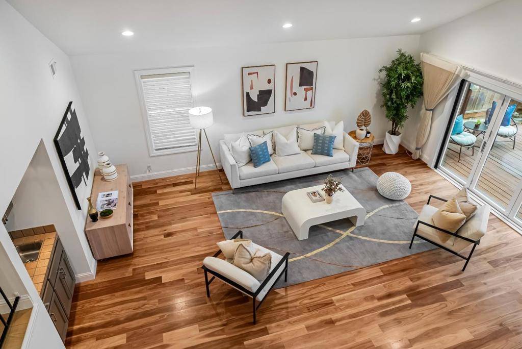 Foster City, CA 94404,707 Santa Cruz LN