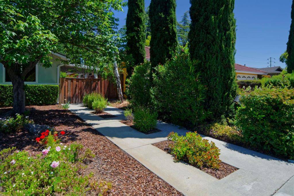San Jose, CA 95120,7068 Brooktree WAY