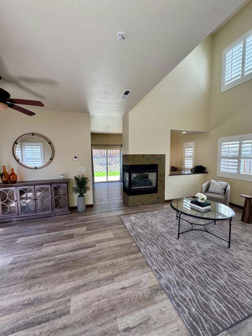 Salinas, CA 93908,18114 Stonehaven